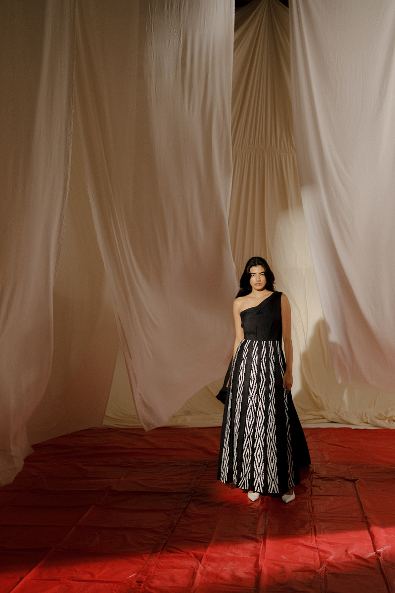 SHADOW LINE MAXI DRESS