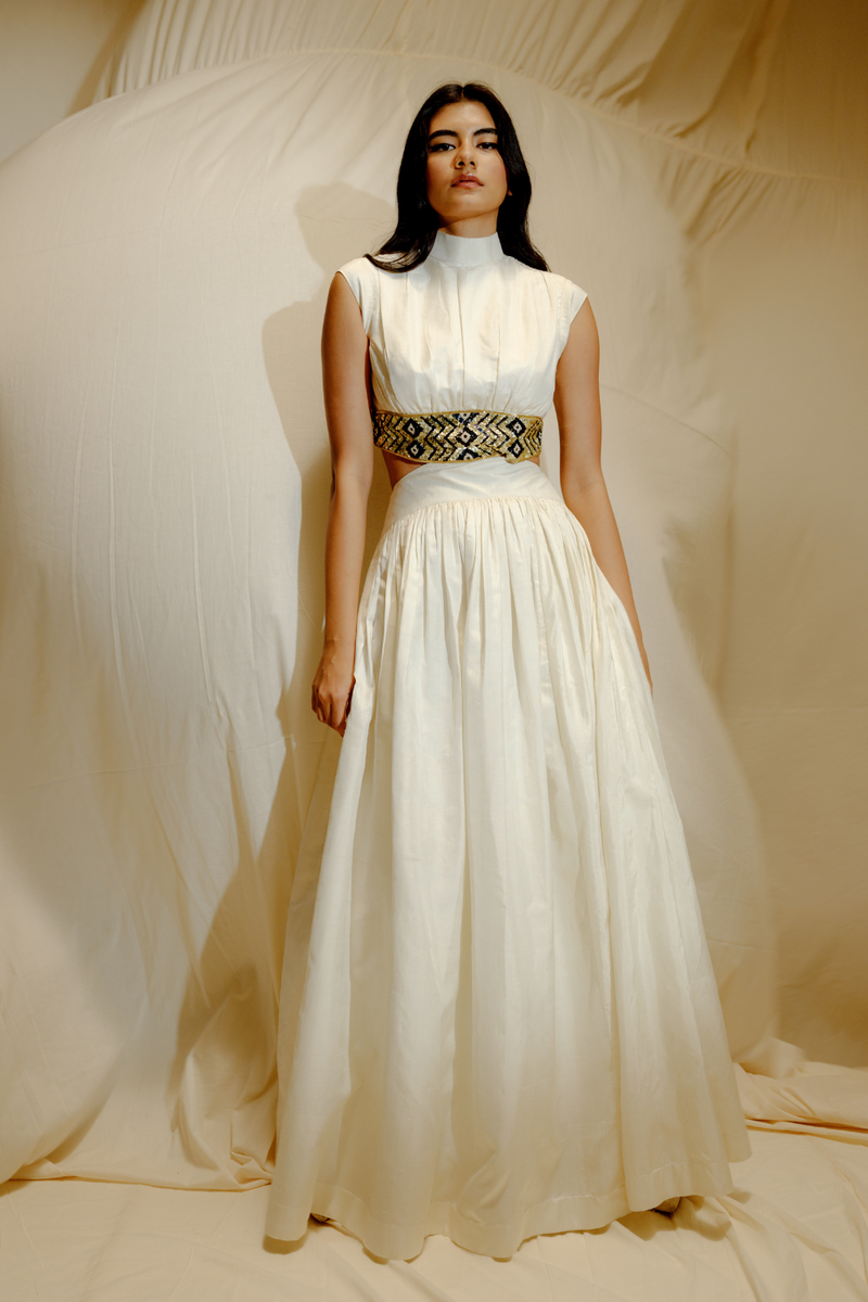 IVORY CREST MAXI DRESS