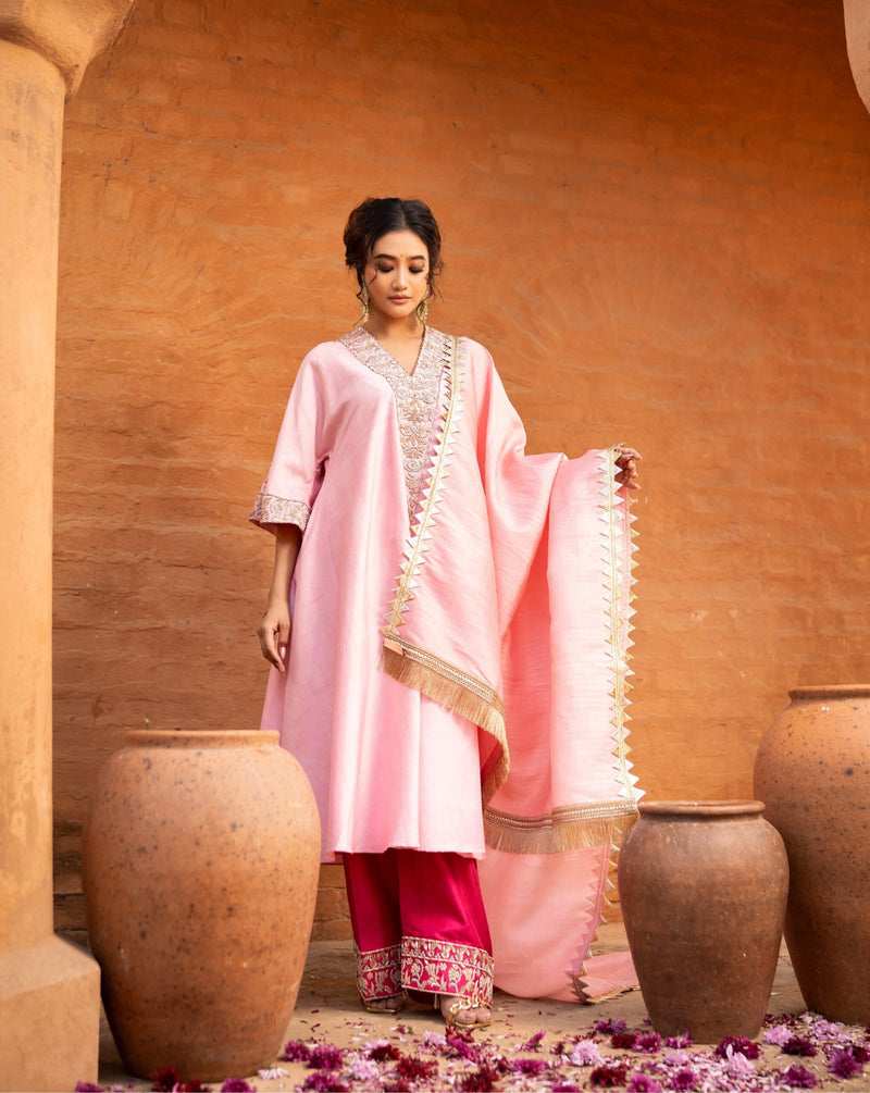 GULABI RANI SUIT