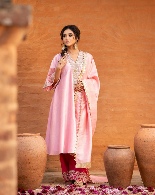 GULABI RANI SUIT
