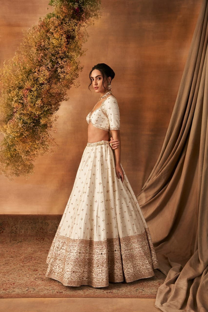 Khoi Mayek Lehenga set
