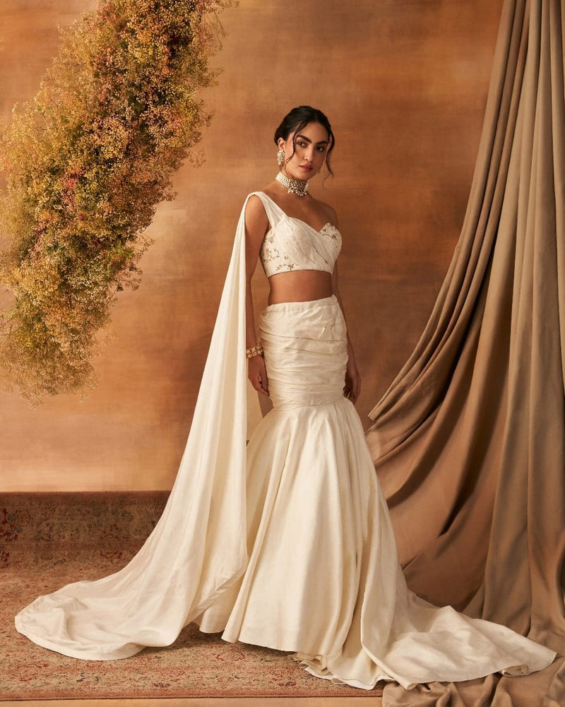 Heloi Essence Draped Skirt set