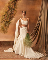 Heloi Essence Draped Skirt set