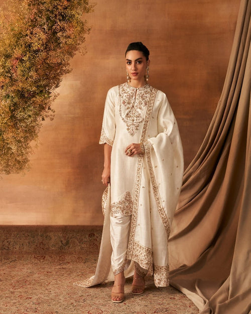 Leina Kurta Dhoti set