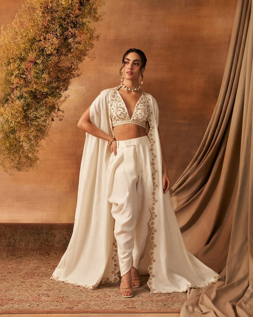Kundo Whisper Dhoti Cape set