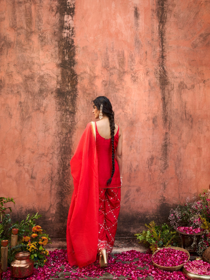SINDOORI BLOOM SUIT